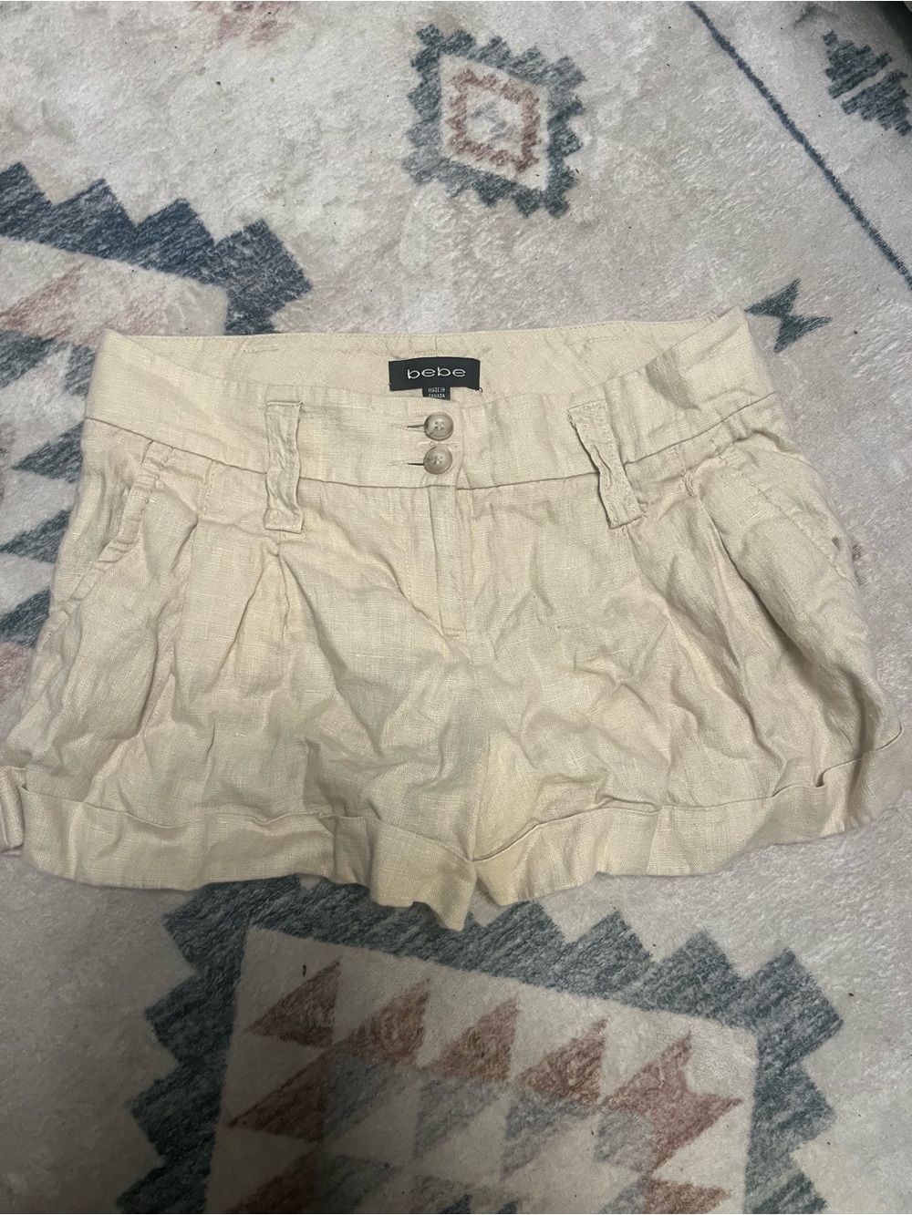 Bebe size 2 100% linen shorts